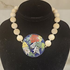 Elegant Floral Pendant Necklace